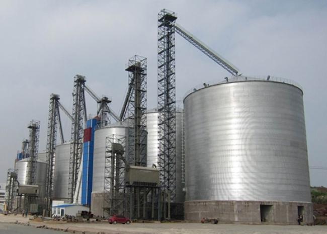 耿马大型钢板库构造参数及水泥储存质量